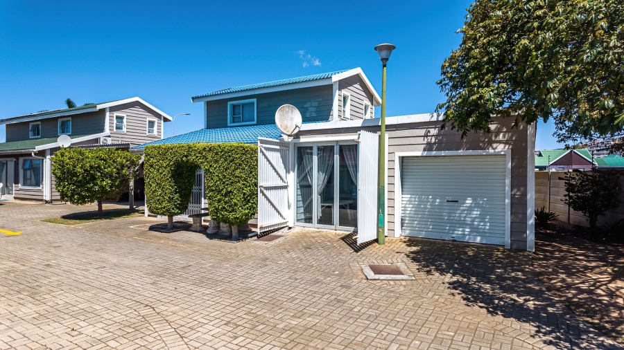 2 Bedroom Property for Sale in Hartenbos Central Western Cape